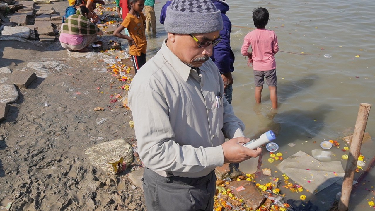 Community cleanliness drive at Varanasi ghats