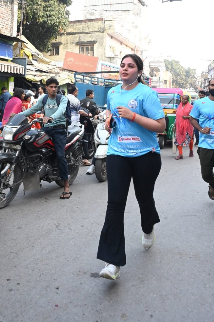 Runner on the Streets of Varanasi — Run for Clean Ganga